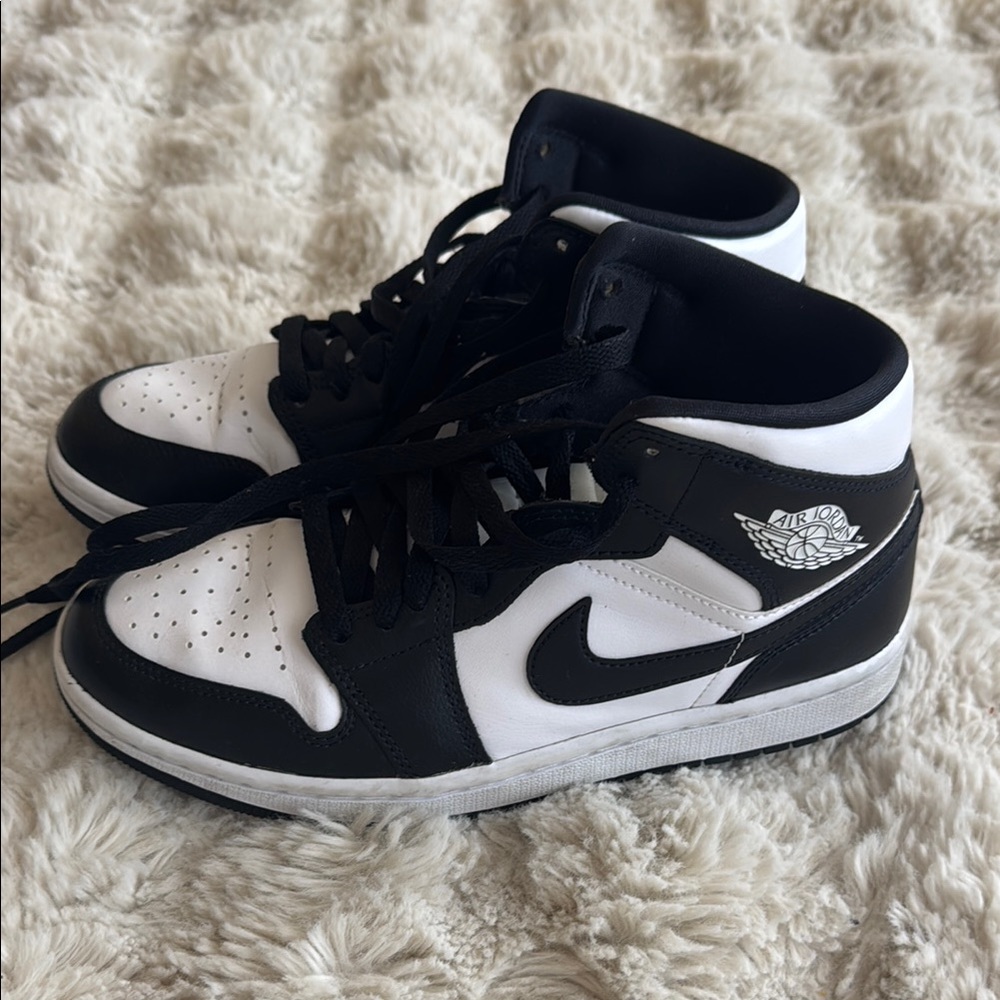 Jordan 1 Panda